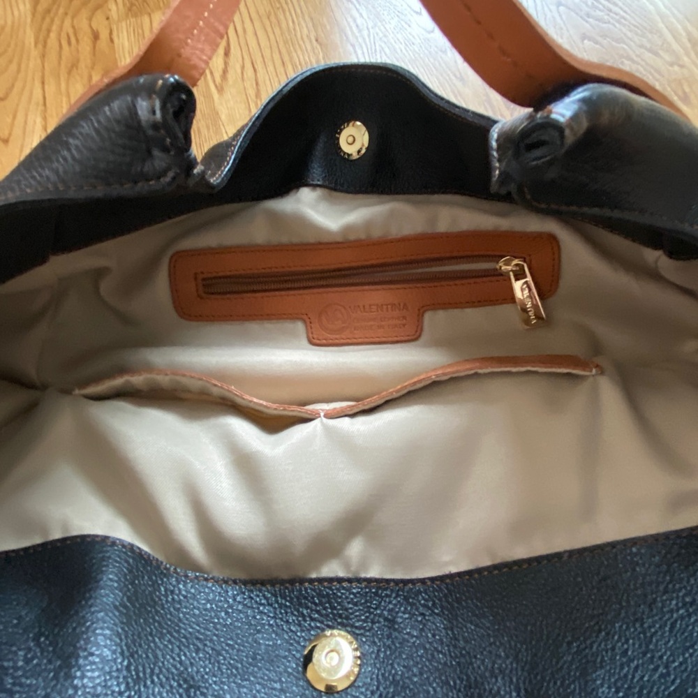 Valentina Black Leather Tote Bag - Picture 5 of 14